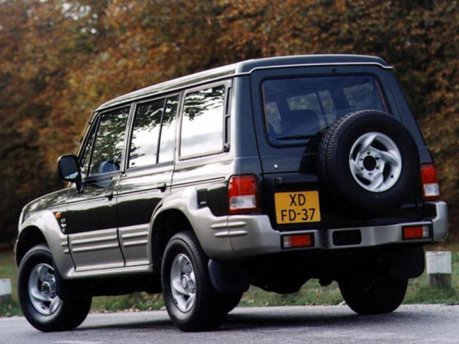  Hyundai Galloper 5-Door 1998 года  (фото 4 из 6)